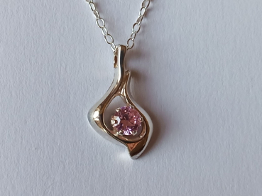 silver chain with pink zirconia pendant in free design-anchor chain 45 cm
